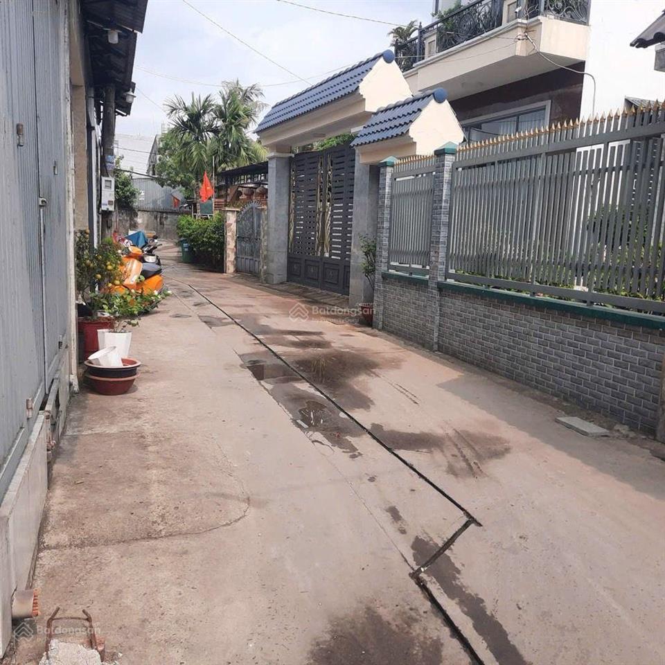Nhà hẻm xe hơi gẩn nguyễn ảnh thủ  4x15m  2 tầng  ngay bến xe buýt hiệp thành  giá chỉ 3xty