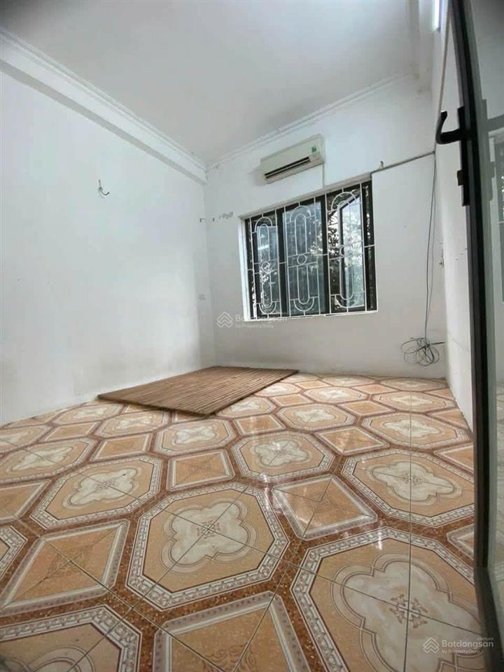 Nhà mặt phố nguyễn văn trỗi  thanh xuân  2 thoáng trước sau ô tô tránh  diện tích 57m2  giá 24t