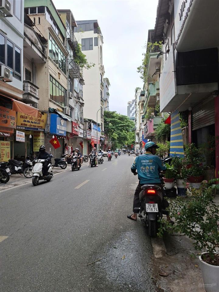 Mảnh đất mặt phố yên phụ  mặt tiền gần 6m  lô góc  dt 53m2  xây tòa vp, dòng tiền  giá đầu tư