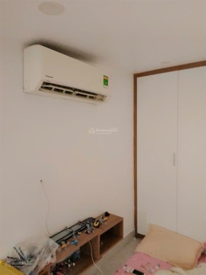 Chính chủ bán nhà ngõ 445 lạc long quân  dt 35m2 x 2 tầng  2 p ngủ  2 wc  gần mặt ngõ  ở luôn