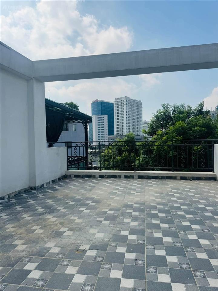 Tòa nhà 9 tầng mặt phố đê la thành  ba đình  1 mặt phố, 1 mặt ngõ 90m2  vỉa hè 5m  gpxd, pccc