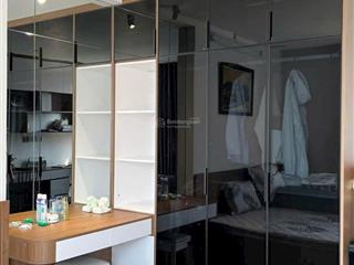 Chính chủ bán căn hộ one 18  298 ngọc lâm  tầng trung  2 ngủ, 2 wc  full nội thất  giá 7.4 tỷ