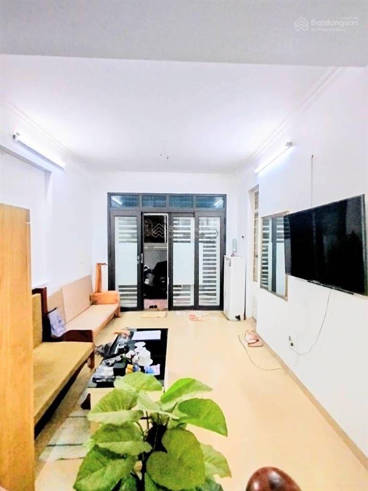 Siêu hot! bán gấp nhà trung tâm phú đô, từ liêm. 50m2, 4 ngủ, 10 tỷ, ô tô ngủ trong nhà