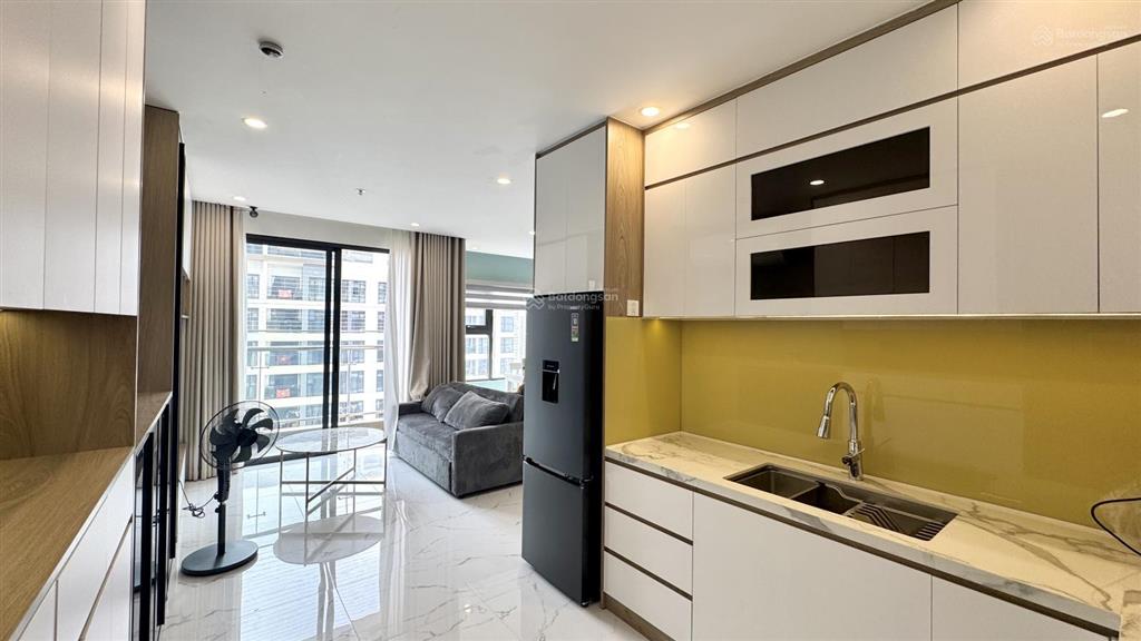 Cho thuê căn hộ 2pn+ full nt đẹp, mới 100%, gần vincom, view thoáng, nhà sẵn ở ngay