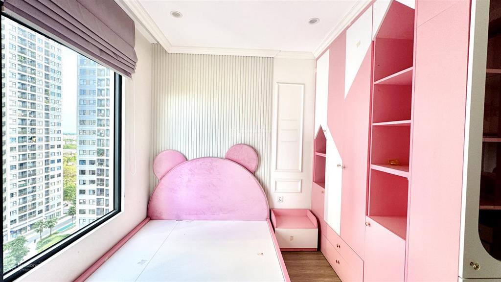 Chỉ 7,5tr/th  thuê căn góc 2pn + full nội thất đẹp, tầng trung, view thoáng mát cả ngày sẵn ở ngay