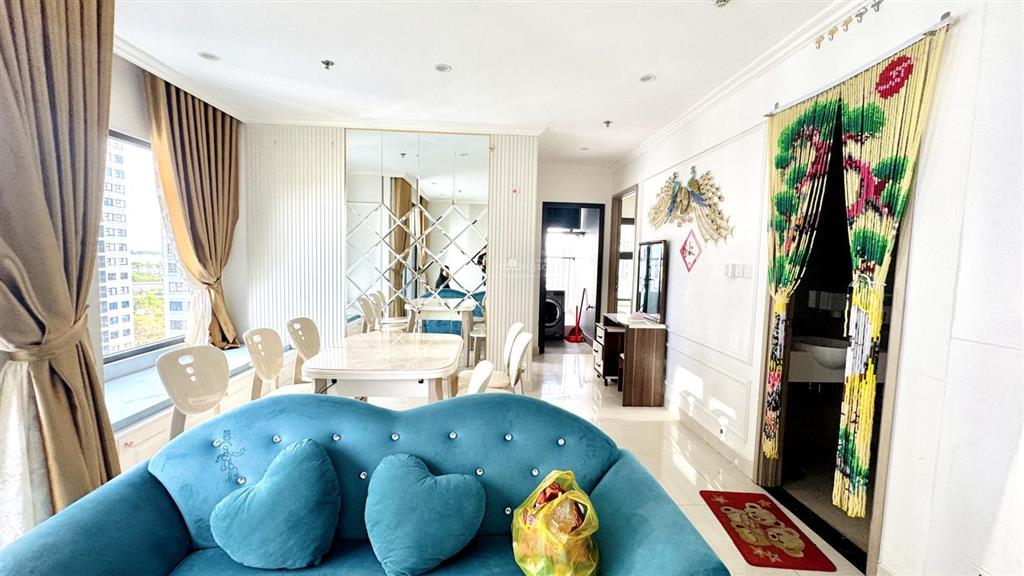 Chỉ 7,5tr/th  thuê căn góc 2pn + full nội thất đẹp, tầng trung, view thoáng mát cả ngày sẵn ở ngay