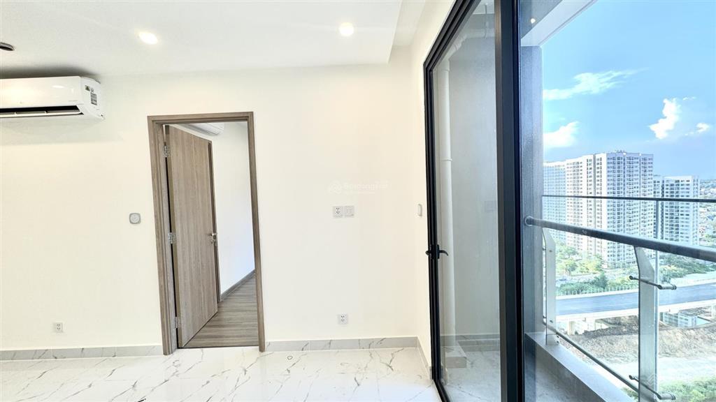 Cho thuê căn hộ 2pn2wc đối diện vincom megamall, nhà mới 100%, view đẹp, hướng mát cả ngày sẵn pass