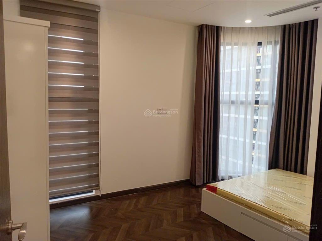 Cho thuê căn hộ 2pn 2wc căn góc khu beverly 80m2 nội thất cơ bản, nhà mới tinh có gym full tiện ích