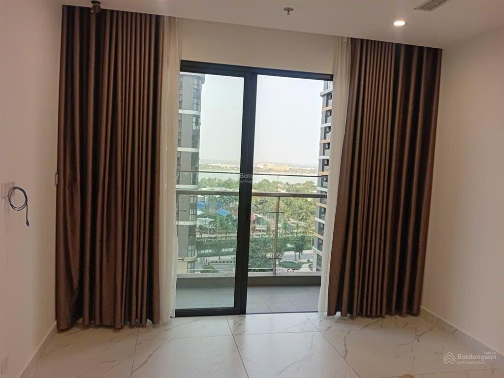 Cho thuê căn hộ 2pn 2wc căn góc khu beverly 80m2 nội thất cơ bản, nhà mới tinh có gym full tiện ích