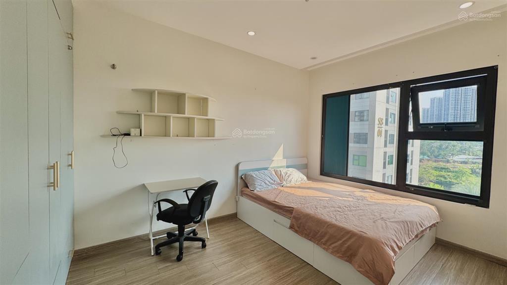Cho thuê căn 3pn + 93m2 căn góc diện tích lớn, full nội thất, khu origami, có thể ở ngay, nhà đẹp