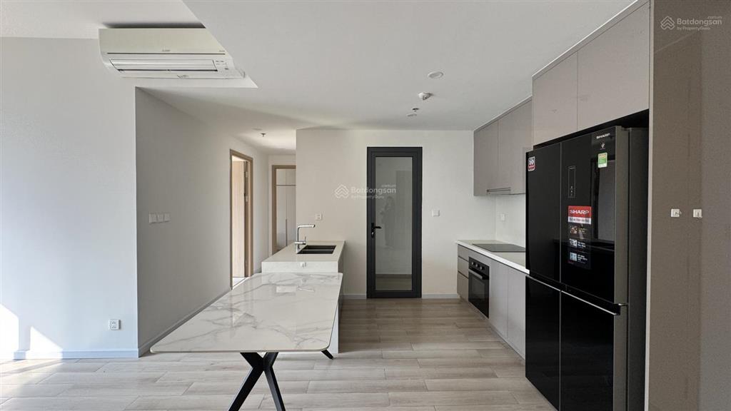 Cho thuê căn 2pn2wc căn góc full nt masteri centre point, có phòng gym free gần vincom nhà mới 100%