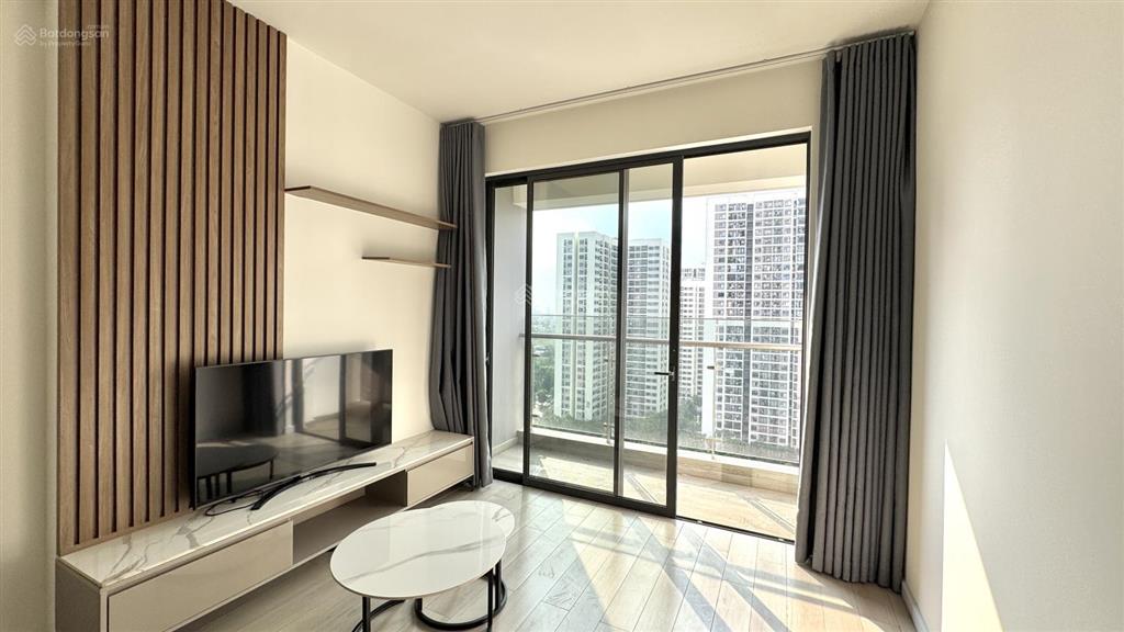 Cho thuê căn 2pn2wc căn góc full nt masteri centre point, có phòng gym free gần vincom nhà mới 100%