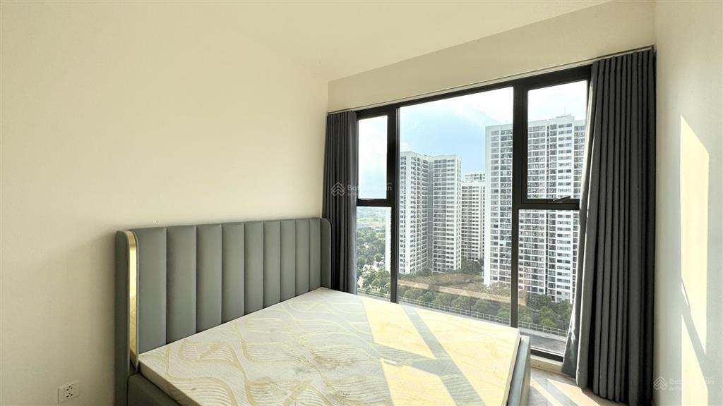 Cho thuê căn 2pn2wc căn góc full nt masteri centre point, có phòng gym free gần vincom nhà mới 100%