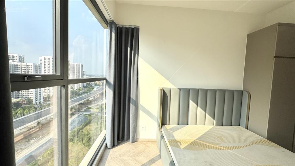 Cho thuê căn 2pn2wc căn góc full nt masteri centre point, có phòng gym free gần vincom nhà mới 100%