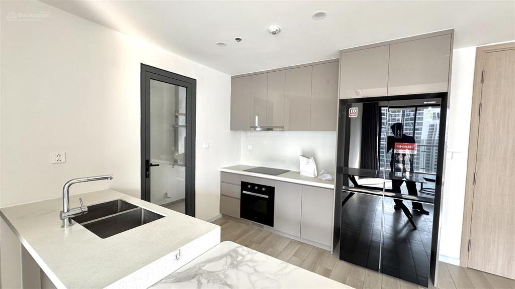 Cho thuê căn 2pn2wc căn góc full nt masteri centre point, có phòng gym free gần vincom nhà mới 100%