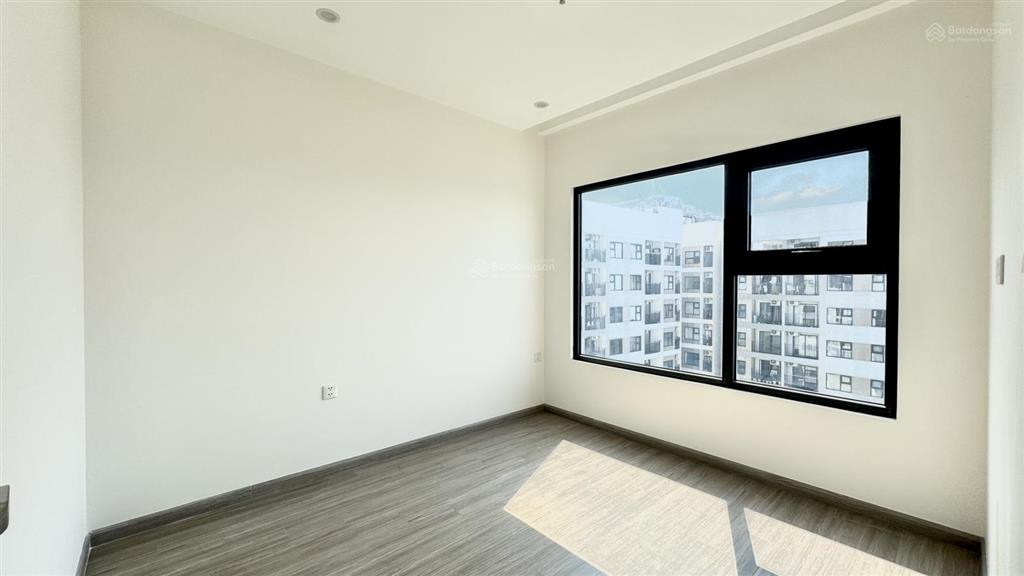 Cho thuê căn góc 2pn + view vườn nhật, nhà mới 100%, sẵn ở ngay, xem nhà 24/7