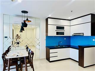 Cho thuê căn 1pn+ full nội thất tầng cao view ngắm hoàng hôn, sẵn pass ở ngay, gần bus d4