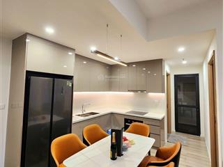 Cho thuê căn 2pn2wc full nt khu masteri centre point view hồ bơi cực đẹp, hướng mát cả ngày