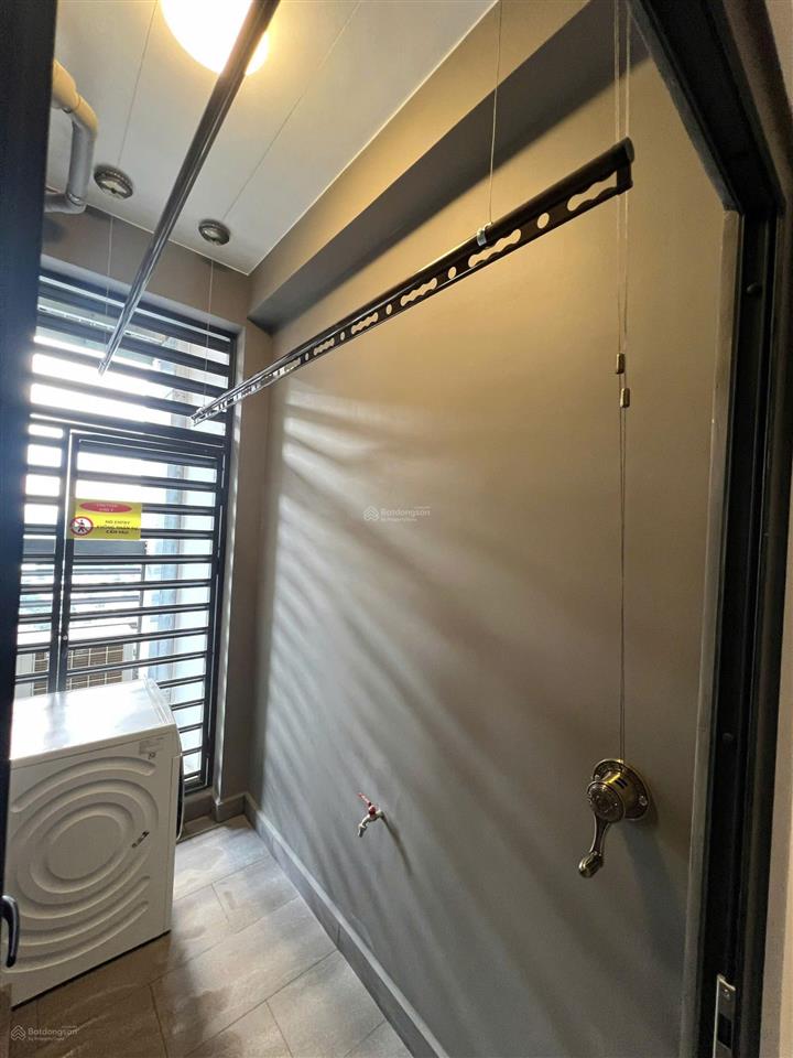 Cho thuê căn 2pn2wc full nt mới đẹp, gần vincom, quảng trường, sẵn pass ở ngay, xem nhà 24/7 ạ