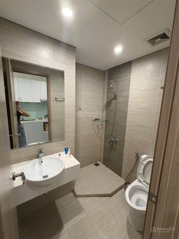 Cho thuê căn studio full ng giá tốt nhất vin q9 hiện tại, nhà sẵn ở ngay, view đẹp, nhiều cửa hàng