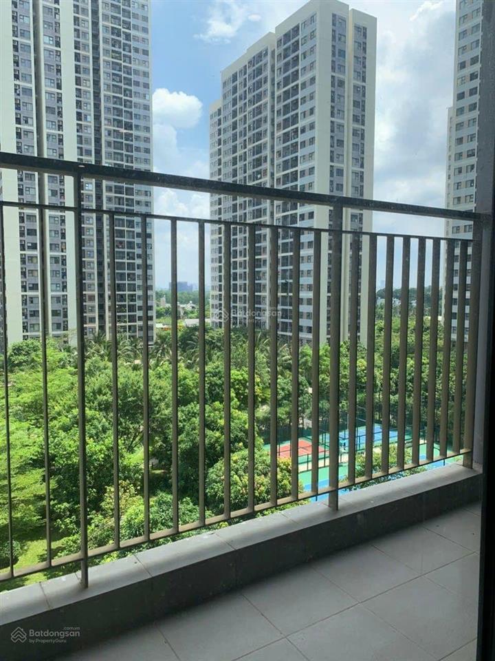 Cho thuê căn 2pn 1wc full nội thất view cực đẹp, sẵn pass ở ngay, tầng thấp hướng mát