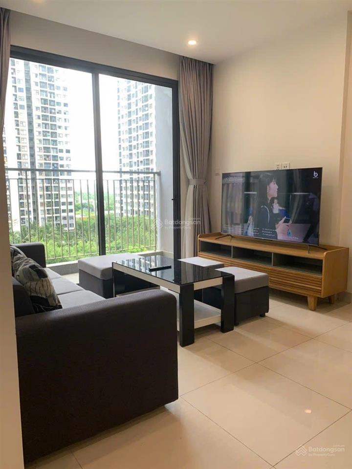 Cho thuê căn 2pn 1wc full nội thất view cực đẹp, sẵn pass ở ngay, tầng thấp hướng mát