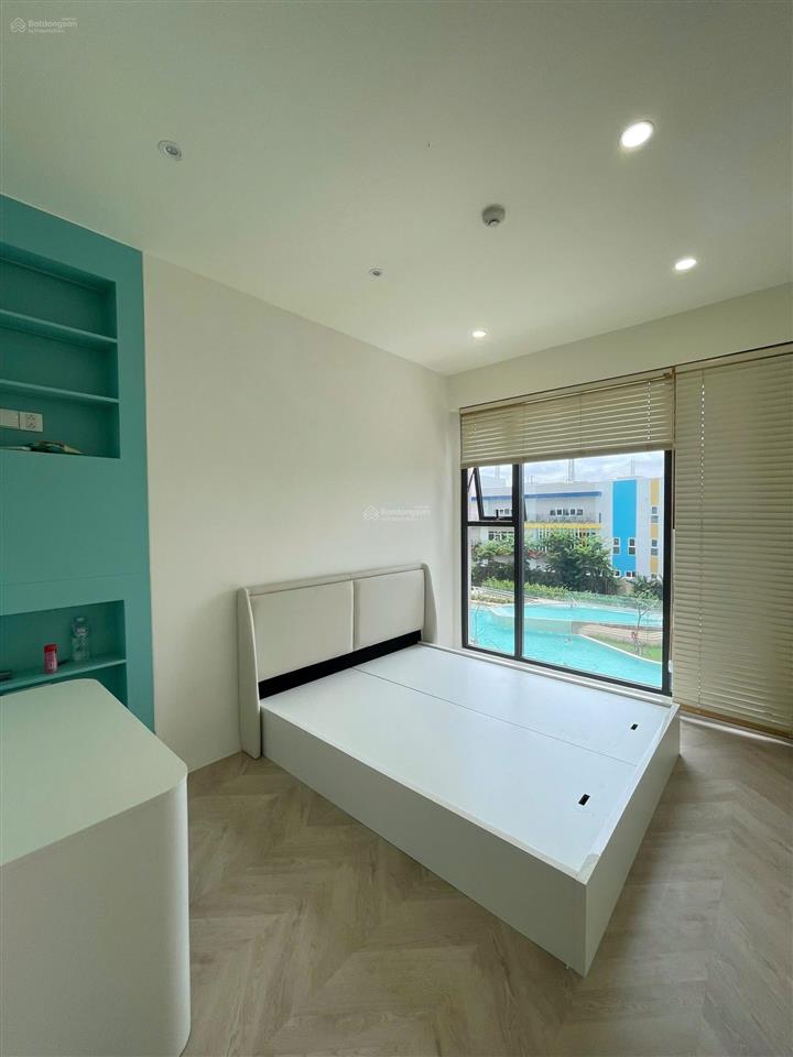 Cho thuê căn 3pn2wc 96m2 khu mcp view hồ bơi cực đẹp, gần vincom, free gym, ở liền, hướng mát