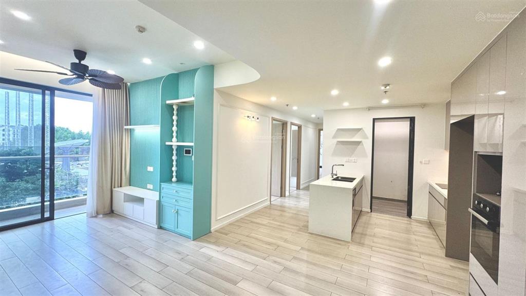 Cho thuê căn 3pn full nội thất gỗ view hồ bơi, khu masteri centre point, toà e, hướng mát