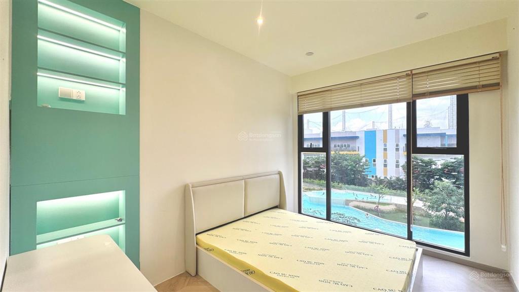 Cho thuê căn 3pn full nội thất gỗ view hồ bơi, khu masteri centre point, toà e, hướng mát