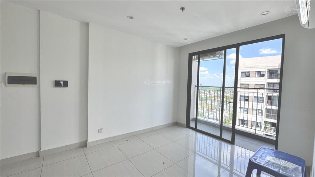 Cho thuê căn góc 3pn 2wc vinhomes q9 view siêu đẹp, hướng đông nam, view hồ bơi sẵn pass thẻ ở ngay