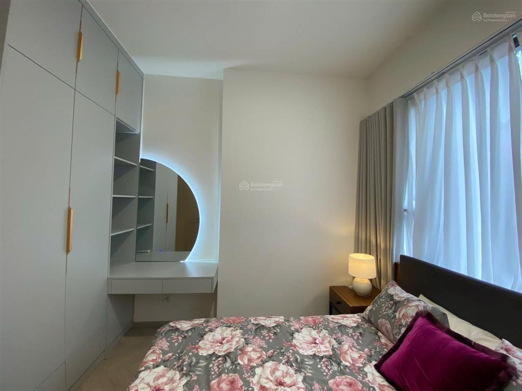 Cho thuê căn 2pn full nt luxury khu lumiere, free gym, view hồ bơi, cv ánh sáng, nhà sẵn ở ngay