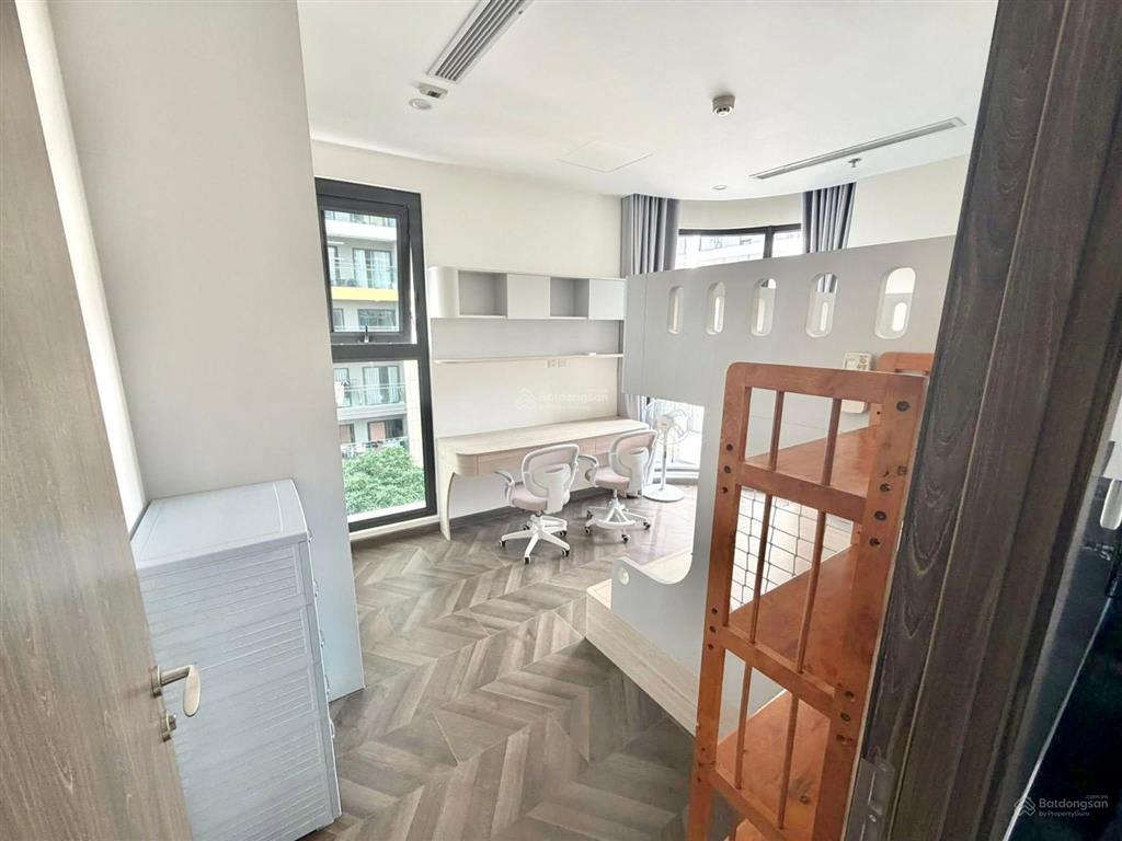 Cho thuê căn 2pn2wc full nt khu beverly đối diện cv 36ha, view hồ bơi, nhà bao đẹp, hướng mát