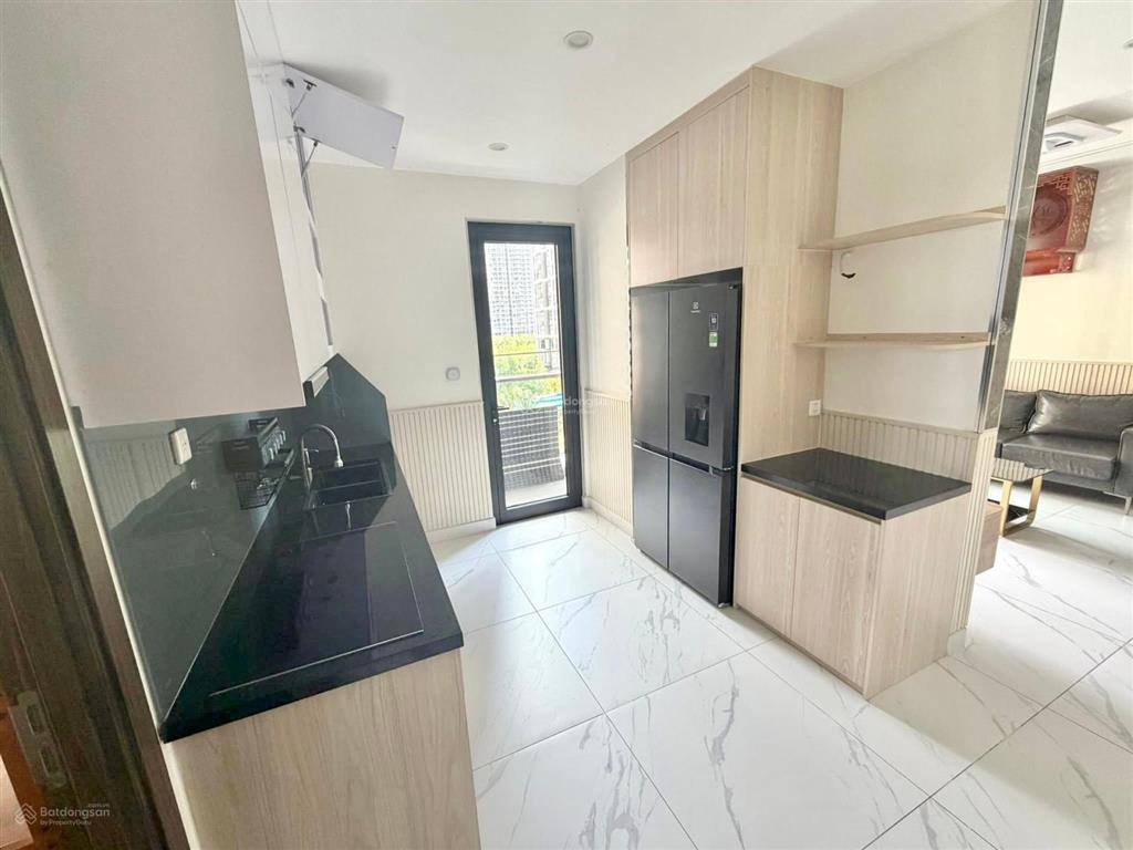 Cho thuê căn 2pn2wc full nt khu beverly đối diện cv 36ha, view hồ bơi, nhà bao đẹp, hướng mát
