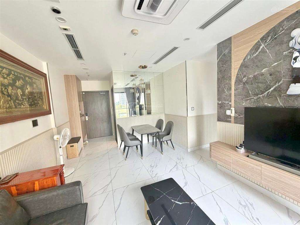 Cho thuê căn 2pn2wc full nt khu beverly đối diện cv 36ha, view hồ bơi, nhà bao đẹp, hướng mát
