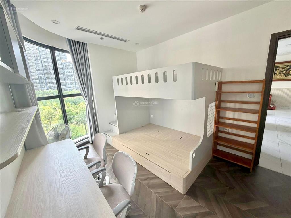 Cho thuê căn 2pn2wc full nt khu beverly đối diện cv 36ha, view hồ bơi, nhà bao đẹp, hướng mát