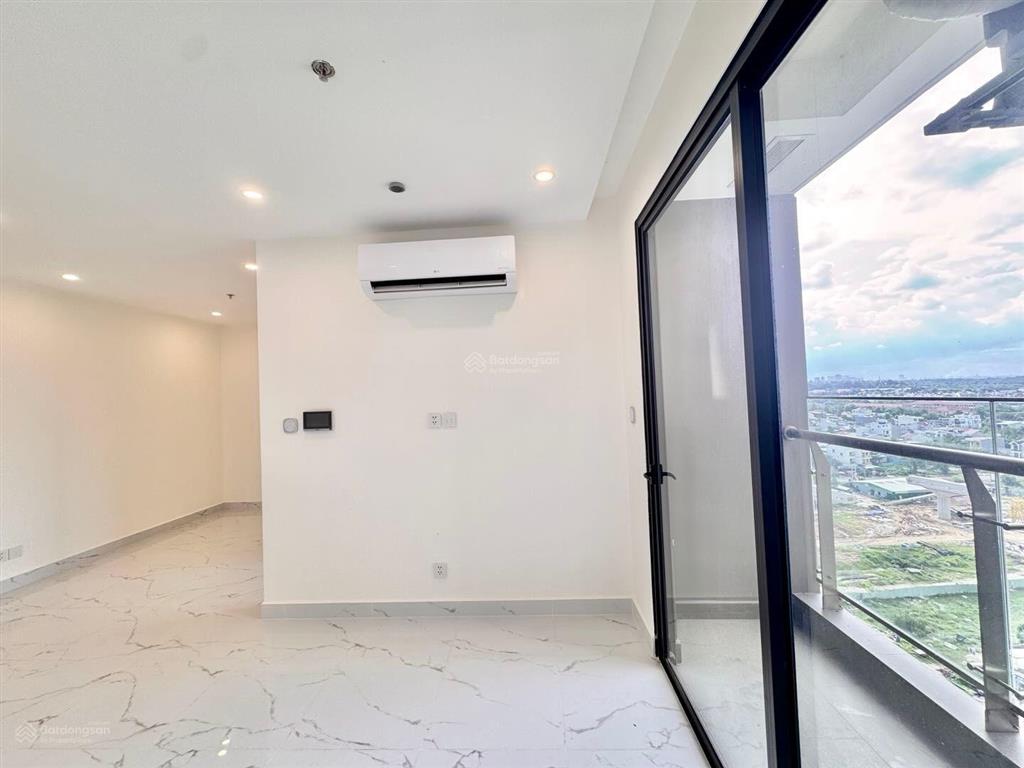 Cho thuê căn hộ 1pn+ vin q9 sẵn máy lạnh, nhà mới đẹp, gần vincom, ở ngay, free hồ bơi sân thể thao