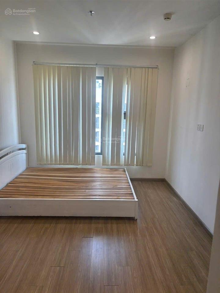 Cho thuê căn 3pn + diện tích lớn, full nội thất, nhà sẵn ở ngay, nhà cực nhiều gió, hướng mát