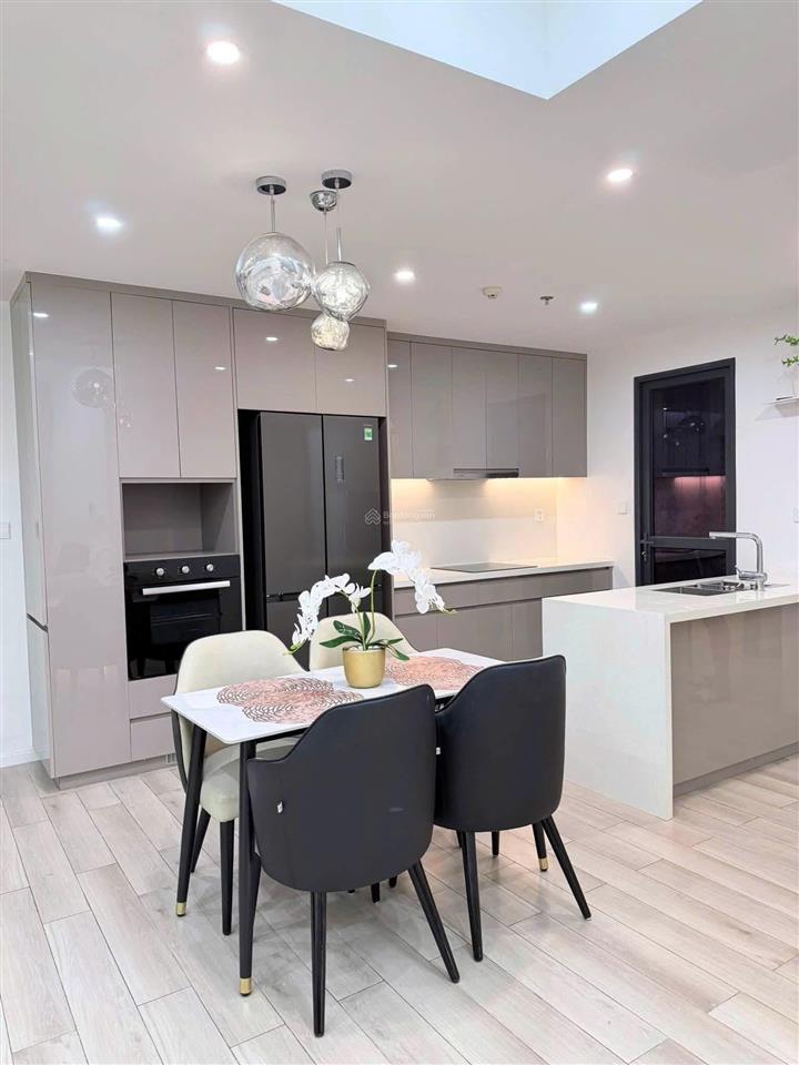 Cho thuê căn hộ 3pn full nt luxury khu cao cấp masteri centre point nhà bao đẹp, nhà sẵn ở ngay