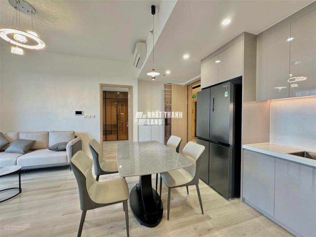 Cho thuê căn 2pn full nội thất khu masteri centre point view cực đẹp, hướng đông nam, free gym