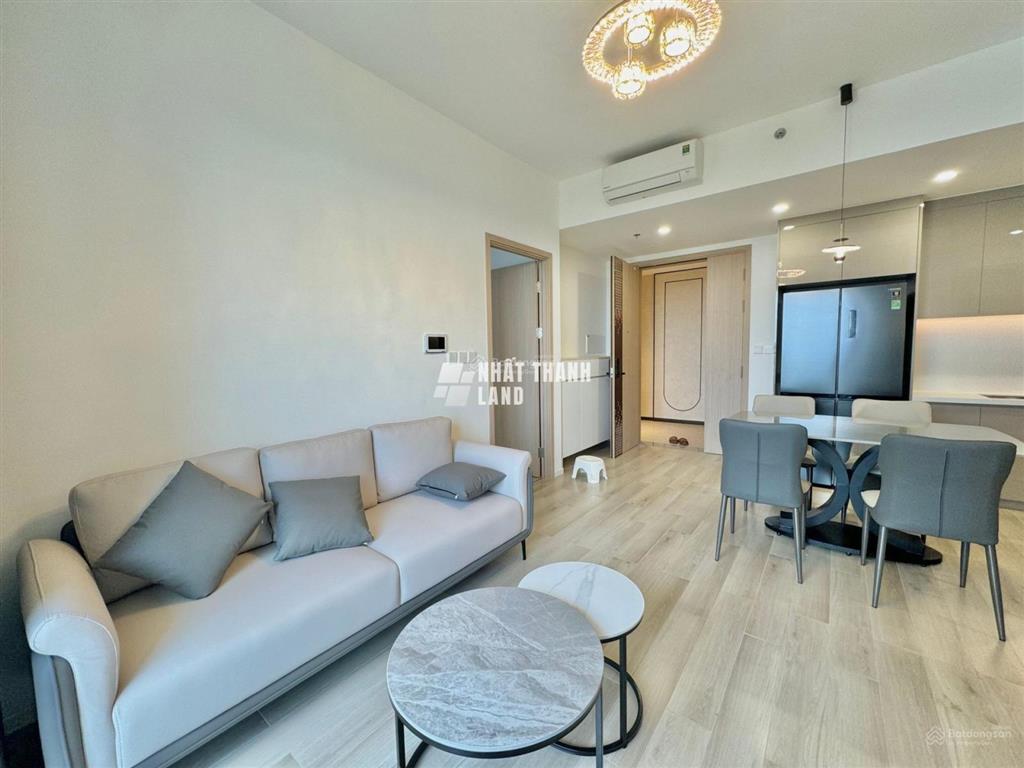 Cho thuê căn 2pn full nội thất khu masteri centre point view cực đẹp, hướng đông nam, free gym