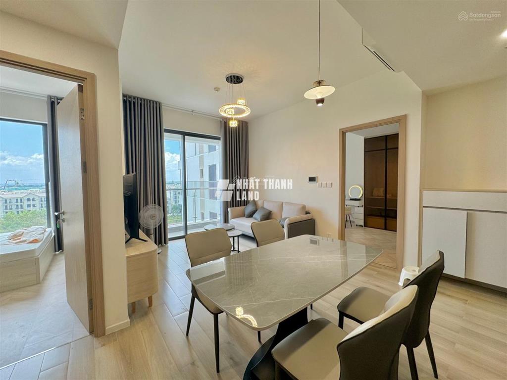 Cho thuê căn 2pn full nội thất khu masteri centre point view cực đẹp, hướng đông nam, free gym