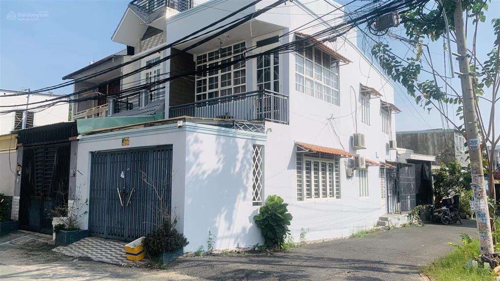 Nhà 1 trệt 1 lầu 3pn  hẻm 1 xẹt, xe hơi tránh 4.5 x 17  lã xuân oai, tnpa