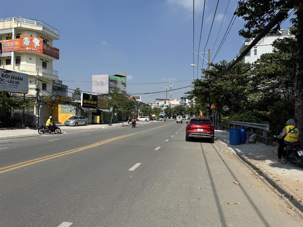 Mặt tiền man thiện  dt 300m2  khu ẩm thực sầm uất  giá chỉ 12,5 tỷ