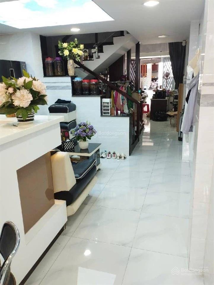 Bán nhà huỳnh thị hai  tch, q.12  gần 80m2  4 tầng  ôtô vào tận nhà  50m ra mt  hơn 6 tỷ (tl)