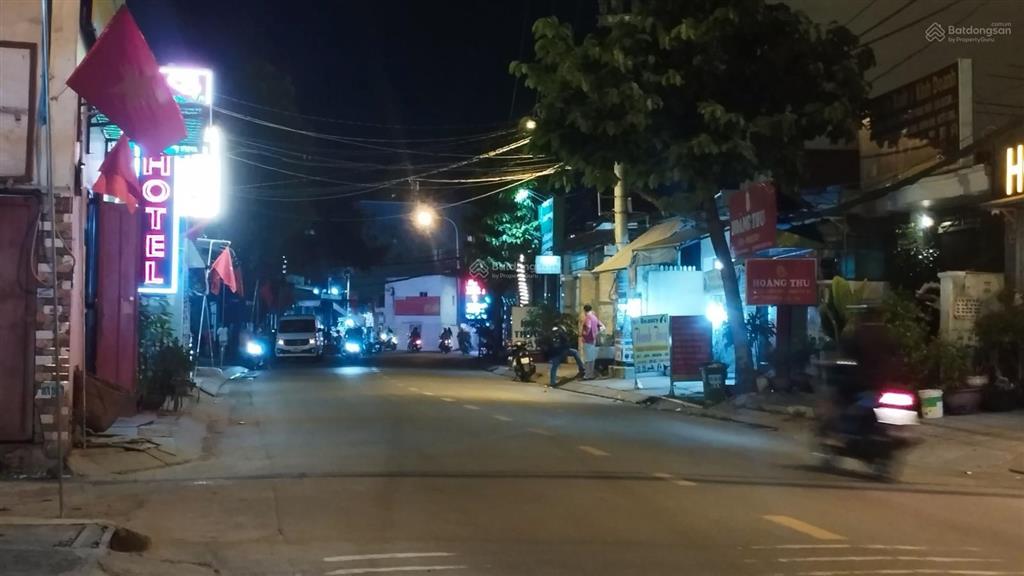 Bán nhà huỳnh thị hai  tch, q.12  gần 80m2  4 tầng  ôtô vào tận nhà  50m ra mt  hơn 6 tỷ (tl)