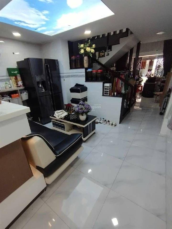 Bán nhà huỳnh thị hai  tch, q.12  gần 80m2  4 tầng  ôtô vào tận nhà  50m ra mt  hơn 6 tỷ (tl)