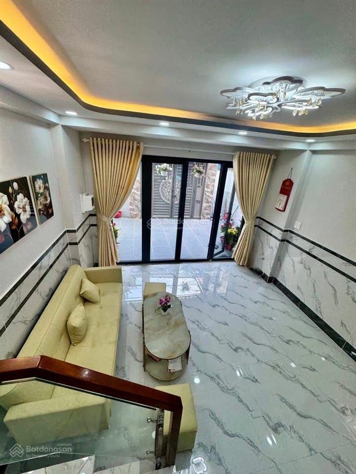 Bán nhà tô ký, q12, 5x20m, 2 tầng  4pn  tặng nội thất  kế bên quang trung  chỉ hơn 5 tỷ