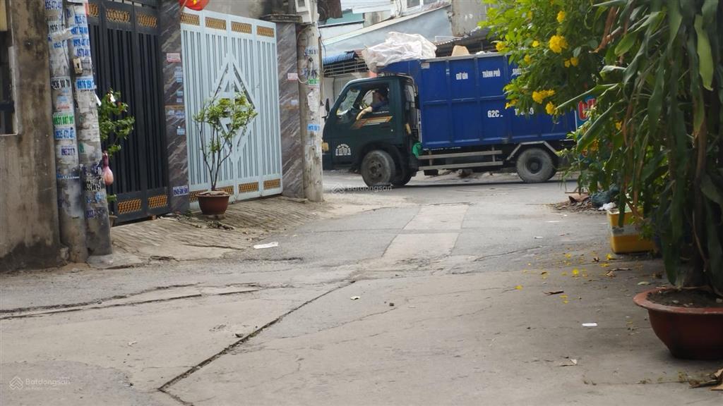 Bán lô đất  quận 12  tân thới hiệp  ngay metro  5x22m  ôtô tận nơi  nhỉnh 5 tỷ (thương lượng)