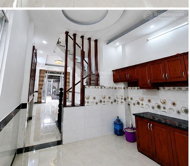 Nhà quận 12  lâm thị hố  50m2  3 tầng  4pn  hẻm xe hơi  sát hiệp thành city  chỉ hơn 4 tỷ