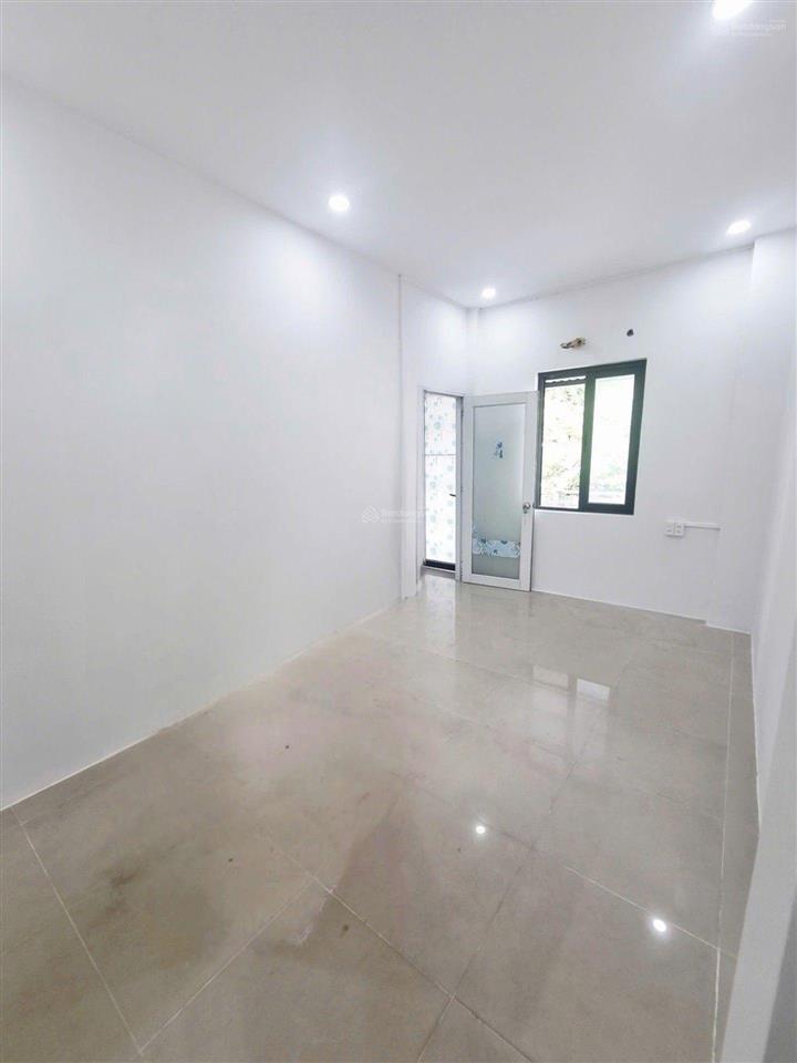 Nhà quận 12  mặt tiền hẻm lâm thị hố  80m2  3 tầng  4pn  ngay hiệp thành city  chỉ 6,3 tỷ